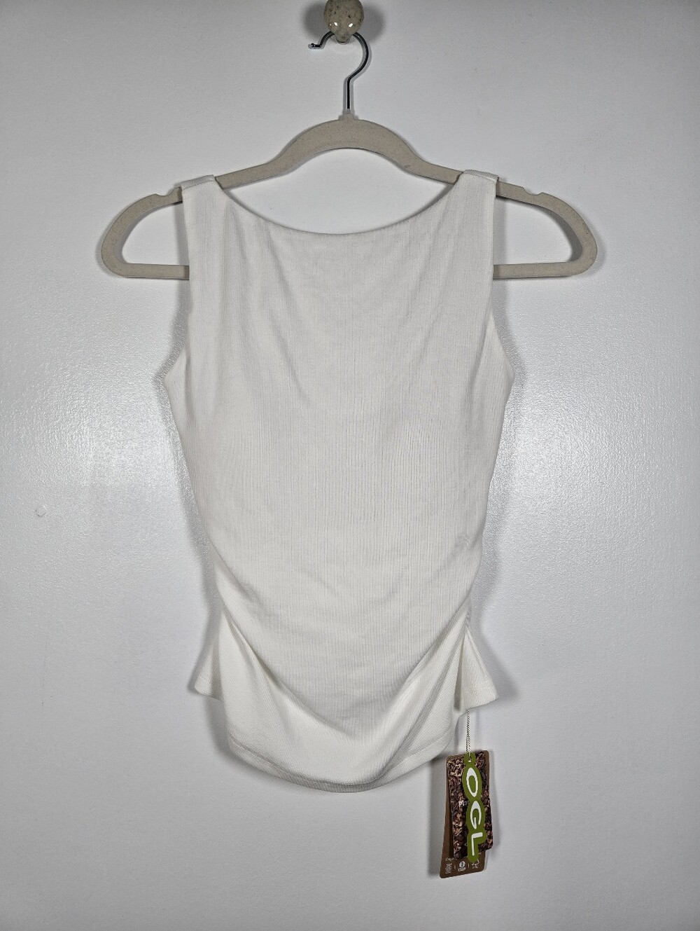 NEW OGL Move Plantive White Ribbed Ruched Tank Top Built In Bra Size Small